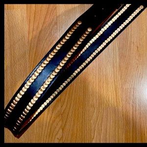 Allsaints BNWOT gorgeous satin finish flat gold studded Blk leather belt